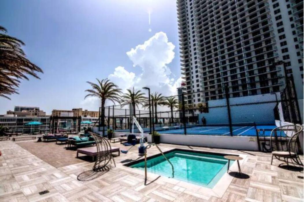 Апартаменти Hyde Beach House Grand Sea View Голлівуд Екстер'єр фото